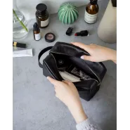 Кожаный несессер с гравировкой, цвет черный