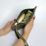 Кожаный несессер с гравировкой, цвет розовый