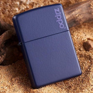 Зажигалка ZIPPO Classic с покрытием Navy Matte, латунь/сталь, синяя с фирменным логотипом, матовая, 36x12x56 мм