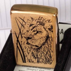 Зажигалка ZIPPO Proud Lion, с покрытием Brushed Brass, латунь/сталь, золотистая, матовая, 36x12x56 мм