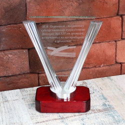 Стела с гравировкой "Триумф"