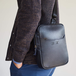 Мужская сумка-планшет из кожи  с гравировкой «Форвард», цвет синий