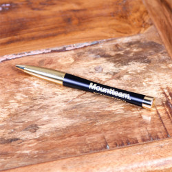 Parker. Шариковая ручка с гравировкой, черная с золотом