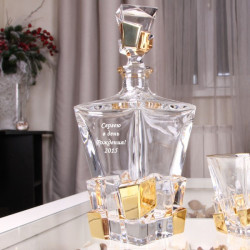 Хрустальный штоф Gold с гравировкой, 900мл