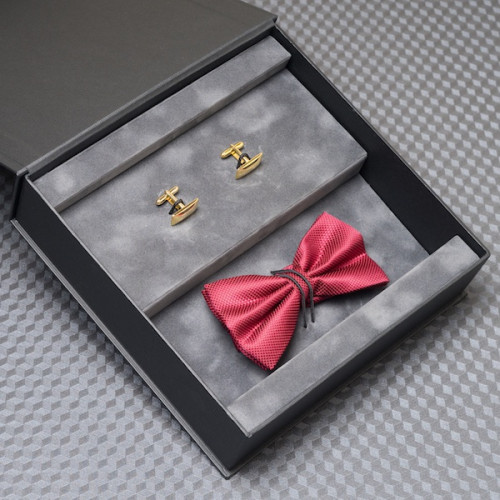 Подарочный набор бабочка и запонки с гравировкой "Black tie"