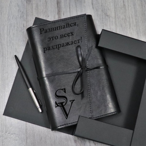 Блокнот с гравировкой "Мастер Black"