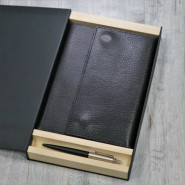 Подарочный набор кожаный ежедневник и ручка Parker с гравировкой "Мичиган"