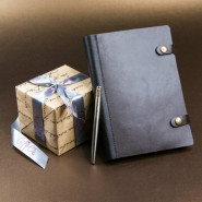 Подарочный набор кожаный ежедневник на кнопках и ручка Parker с гравировкой "Bally"