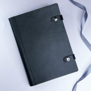 Подарочный набор кожаный ежедневник на кнопках и ручка Pierre Cardin с гравировкой "Fergi"