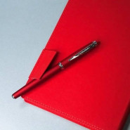 Именной ежедневник с гибкой обложкой, покрытием soft touch «Дженга», цвет красный