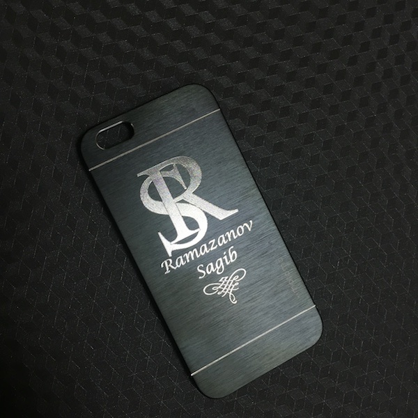 Чехол для Iphone 6 с гравировкой, цвет черный