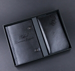 Подарочный набор ежедневник и портмоне с гравировкой Chicago, цвет черный