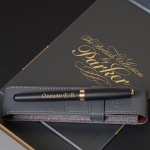 Подарочный набор Parker ручка с позолотой + бежевый футляр