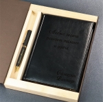 Набор ежедневник и ручка Pierre Cardin Автор с гравировкой в коробке