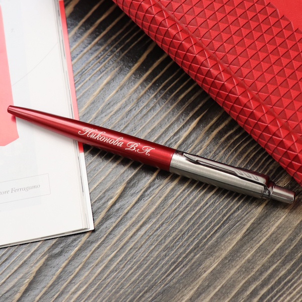 Подарочный набор ежедневник и ручка Parker с гравировкой Red-2